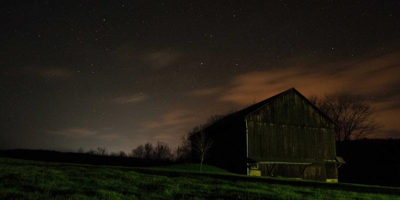 超越真皮界限：河北宏兴皮革如何以超纤合成革技术重塑行业标杆